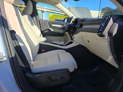 2026 Volvo XC40 Plus