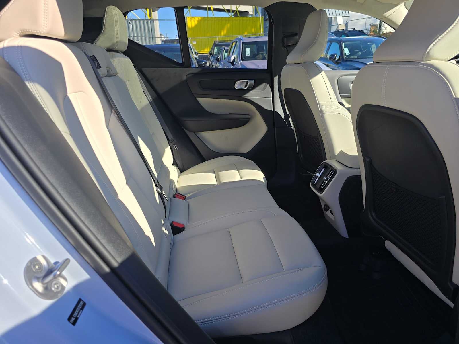 2026 Volvo XC40 Plus