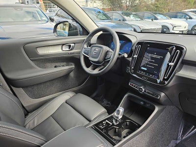 2025 Volvo XC40 Plus Dark Theme