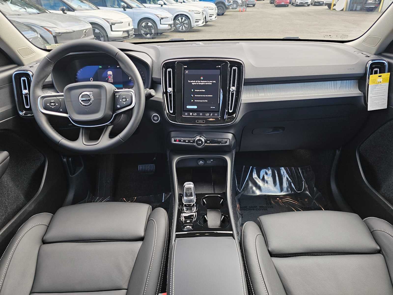 2025 Volvo XC40 Plus Dark Theme