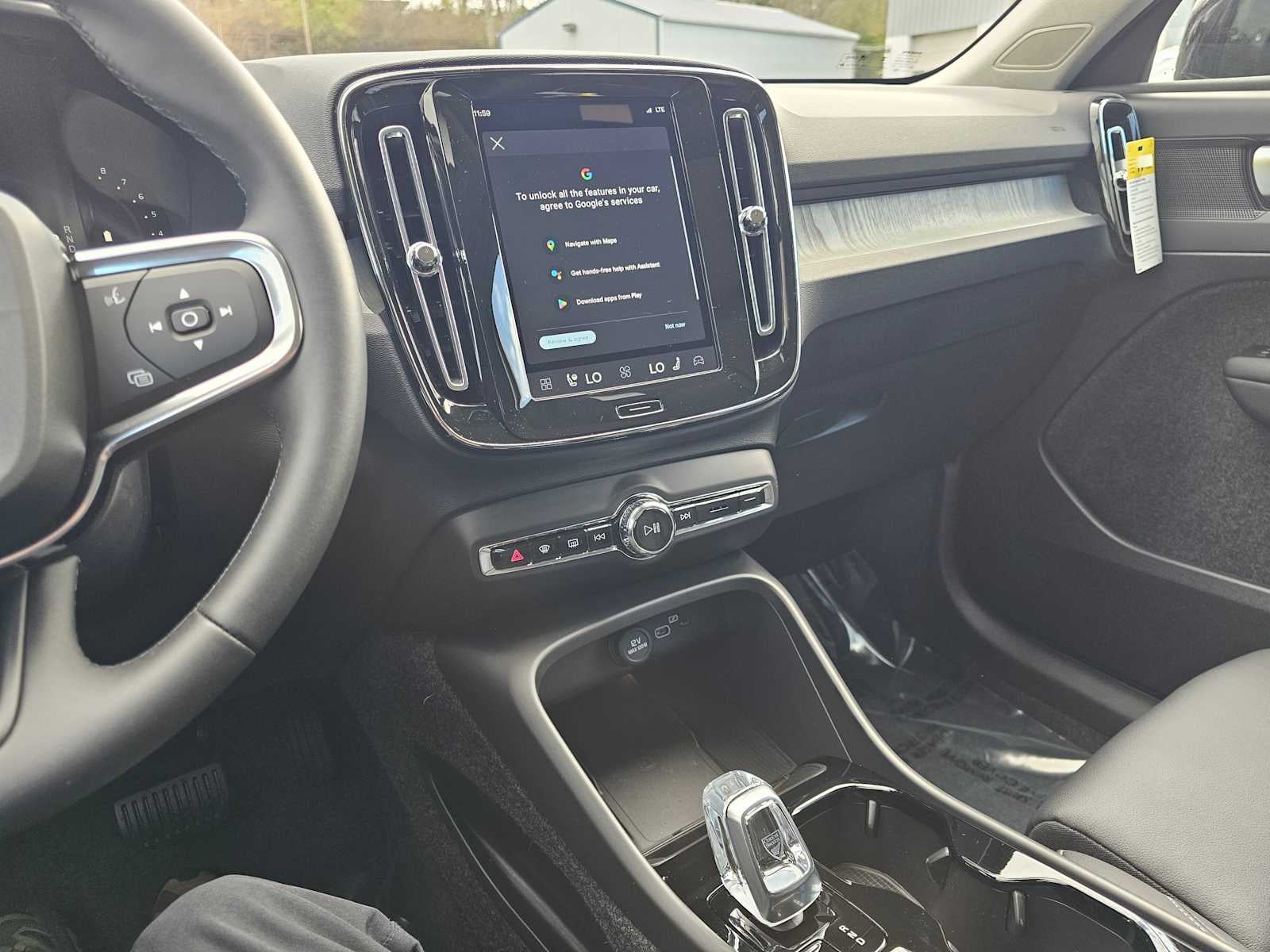 2025 Volvo XC40 Plus Dark Theme