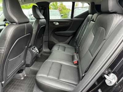 2025 Volvo XC40 Plus Dark Theme