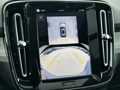2025 Volvo XC40 Plus Dark Theme