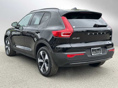 2025 Volvo XC40 Plus Dark Theme