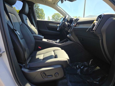 2026 Volvo XC40 Plus