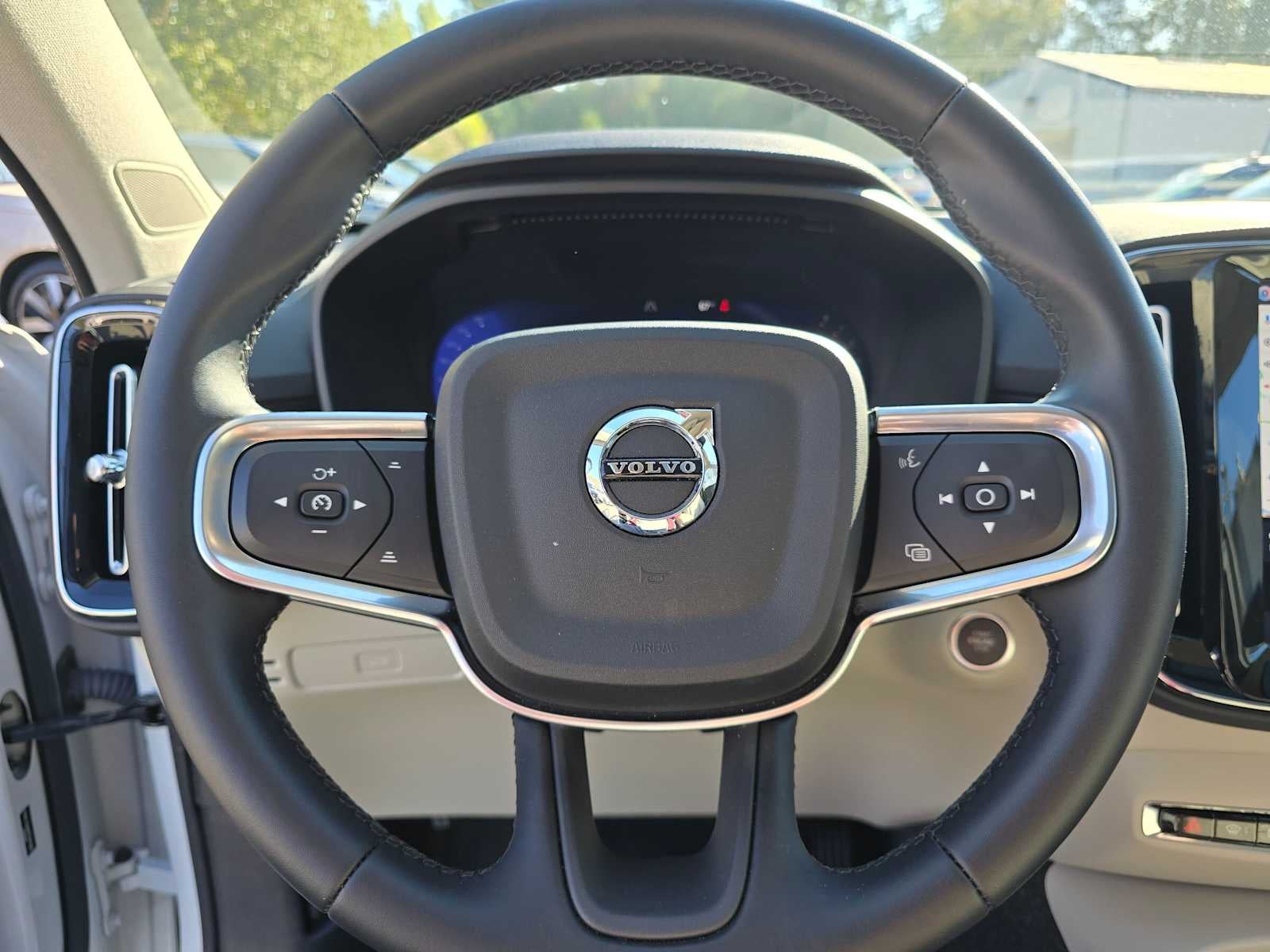 2026 Volvo XC40 Plus