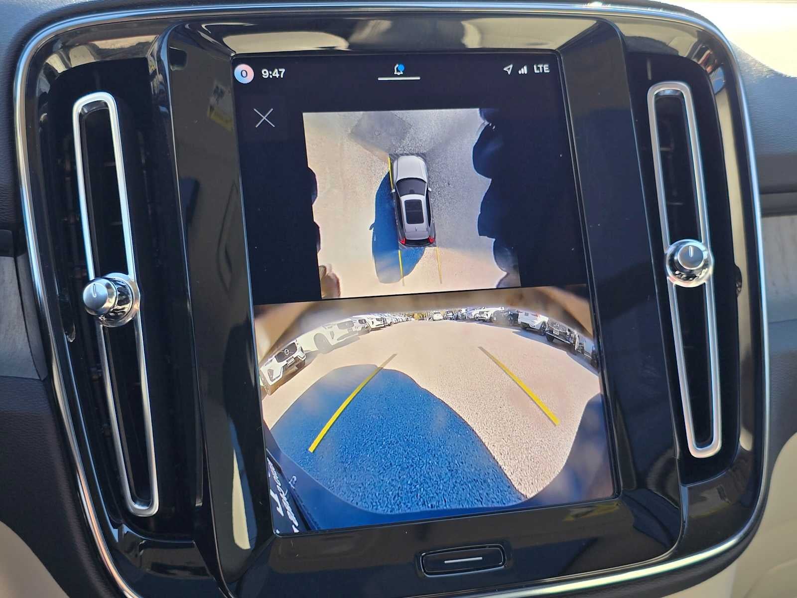 2026 Volvo XC40 Plus