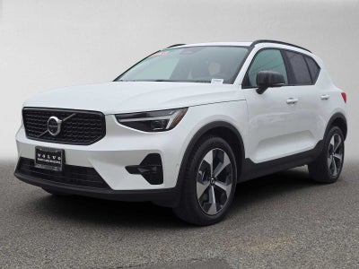2026 Volvo XC40 Plus