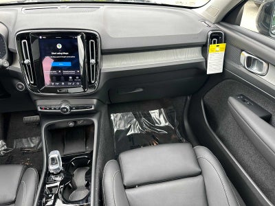 2025 Volvo XC40 Plus Dark Theme