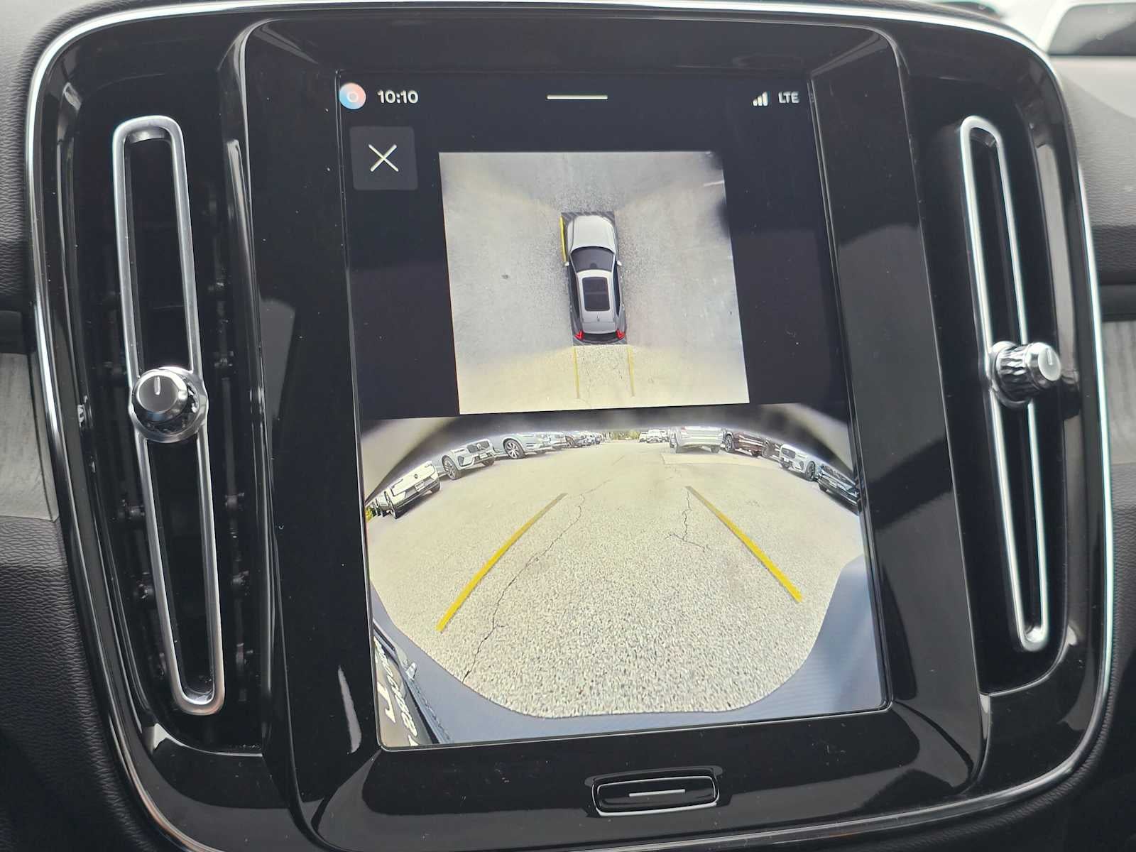 2026 Volvo XC40 Plus
