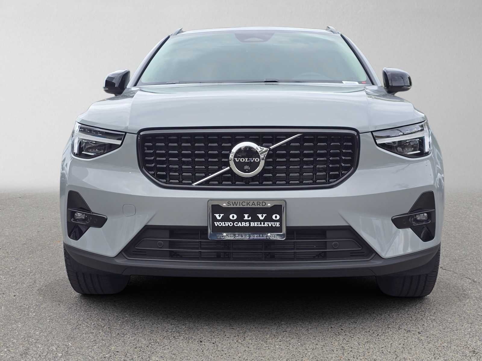 2026 Volvo XC40 Plus