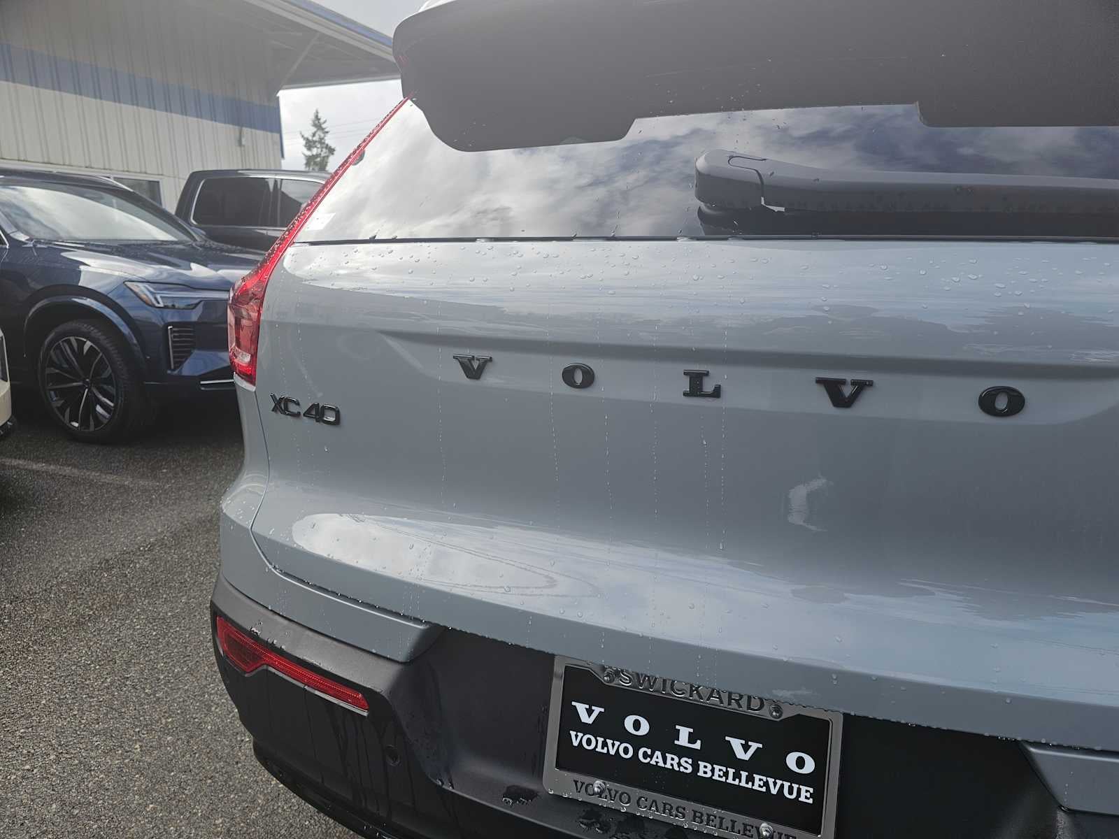 2026 Volvo XC40 Ultra Black Edition