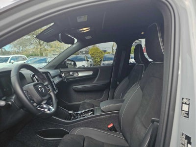 2026 Volvo XC40 Ultra Black Edition