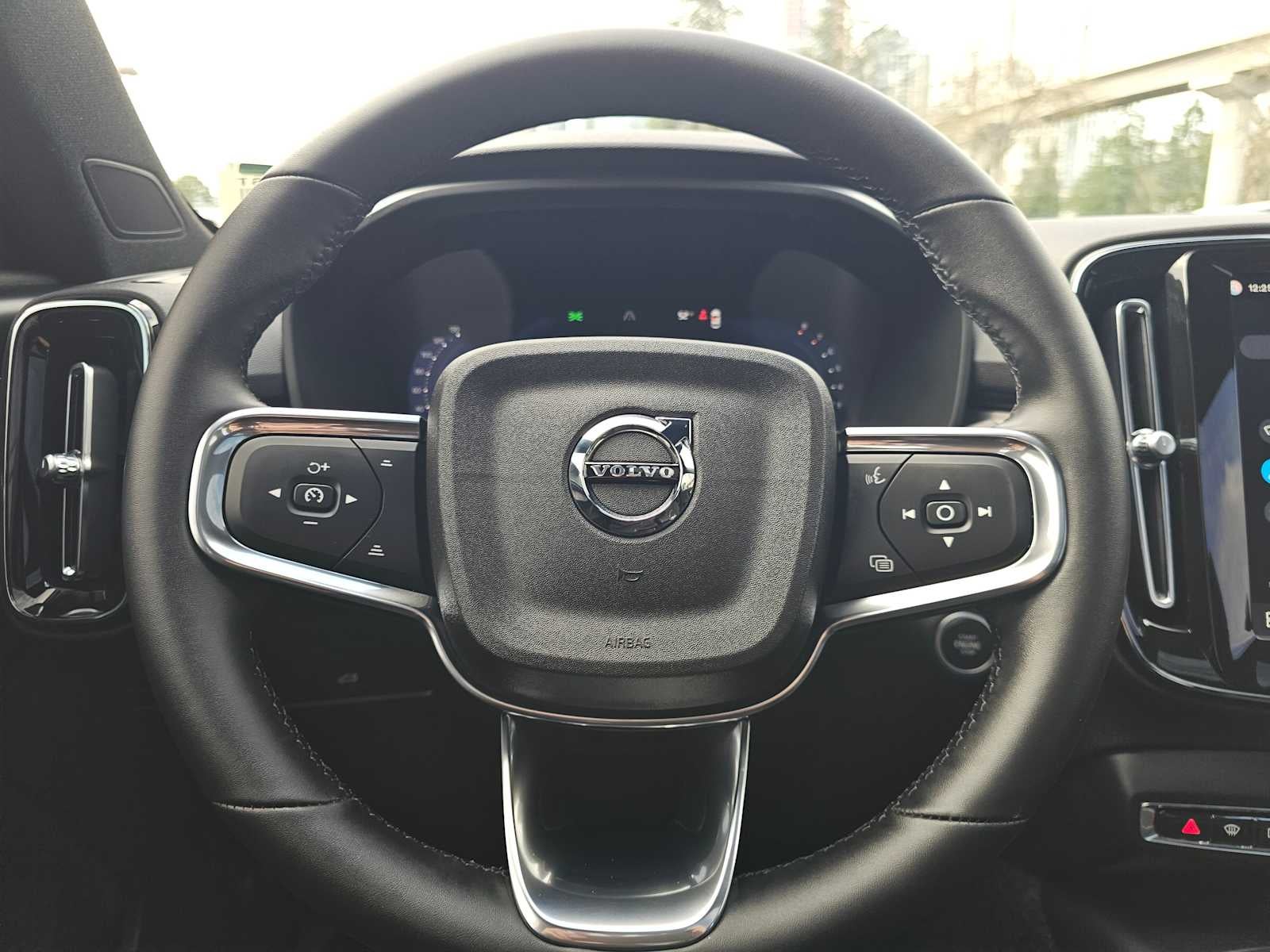 2026 Volvo XC40 Ultra Black Edition