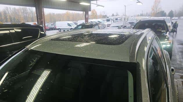 2025 Volvo XC40 Plus Bright Theme