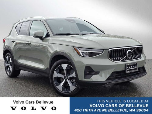 2025 Volvo XC40 Plus Bright Theme