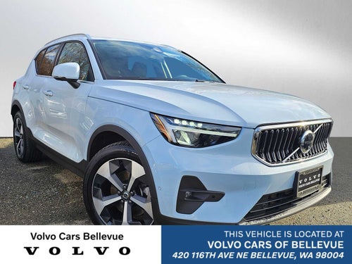 2025 Volvo XC40 Plus Bright Theme
