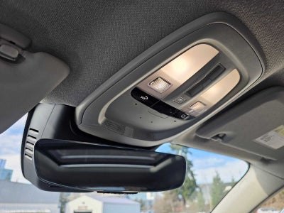 2025 Volvo XC40 Plus Bright Theme