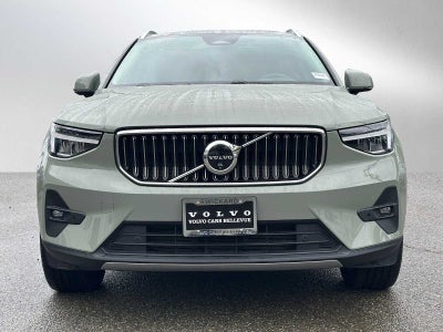 2025 Volvo XC40 Plus Bright Theme
