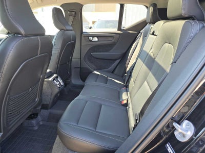 2025 Volvo XC40 Plus Bright Theme