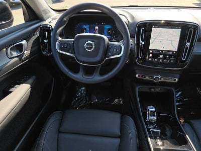 2025 Volvo XC40 Plus Bright Theme
