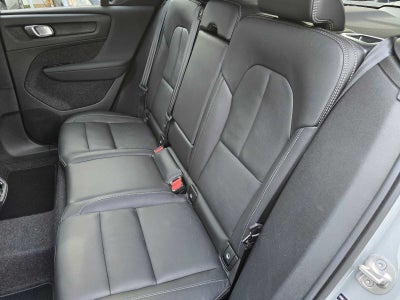 2025 Volvo XC40 Plus Bright Theme