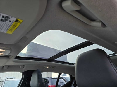 2025 Volvo XC40 Plus Bright Theme