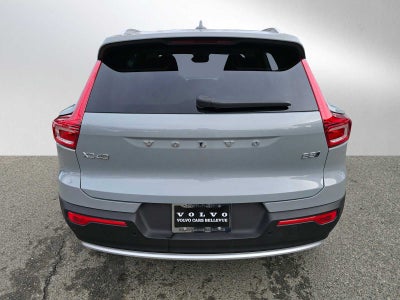 2025 Volvo XC40 Plus Bright Theme