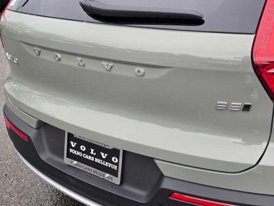 2025 Volvo XC40 Plus Bright Theme