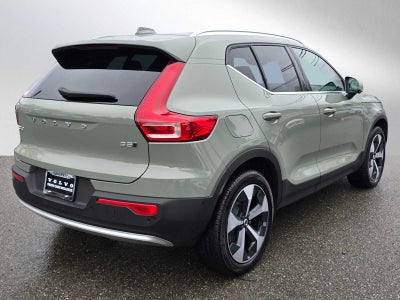 2025 Volvo XC40 Plus Bright Theme