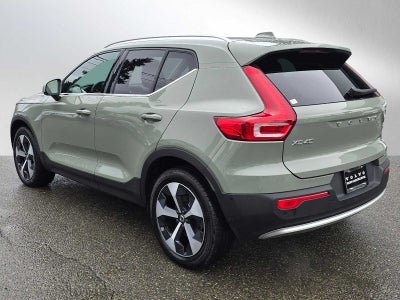 2025 Volvo XC40 Plus Bright Theme