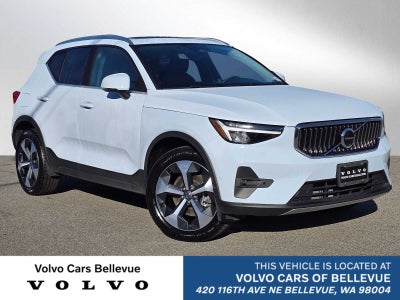 2025 Volvo XC40 Plus Bright Theme