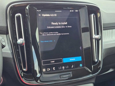 2025 Volvo XC40 Plus Bright Theme