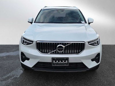 2025 Volvo XC40 Plus Bright Theme