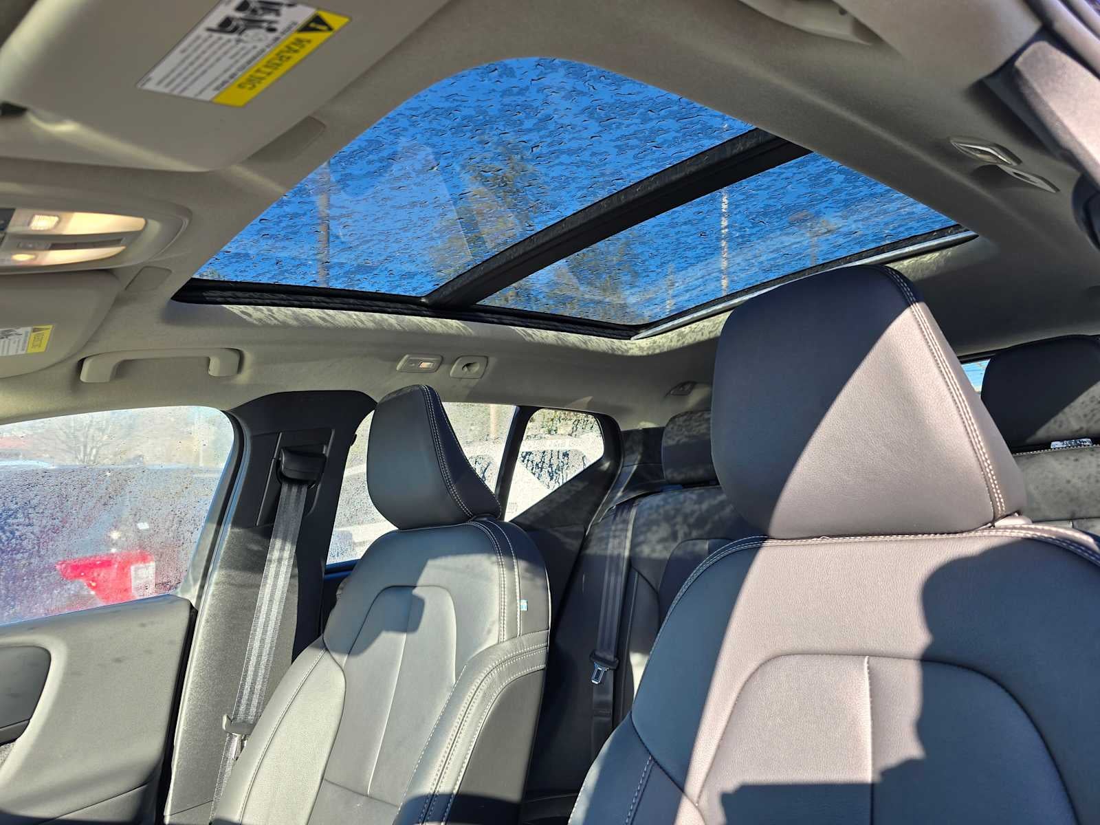 2025 Volvo XC40 Plus Bright Theme