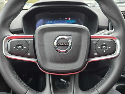 2025 Volvo XC40 Plus Bright Theme