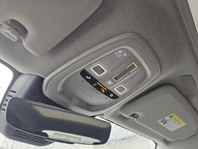 2025 Volvo XC40 Plus Bright Theme