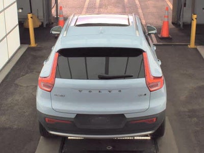 2025 Volvo XC40 Plus Bright Theme