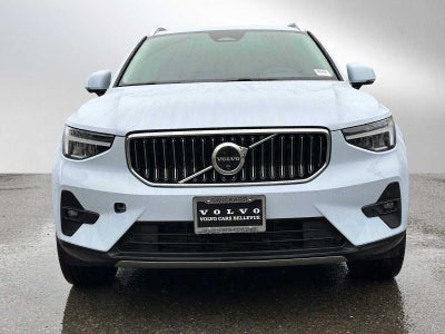 2025 Volvo XC40 Plus Bright Theme