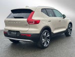 2025 Volvo XC40 Ultra Bright Theme