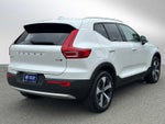2025 Volvo XC40 Core Bright Theme