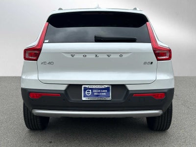 2025 Volvo XC40 Core Bright Theme