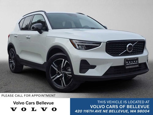 2026 Volvo XC40 Core