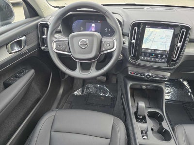 2026 Volvo XC40 Core