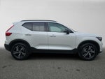 2026 Volvo XC40 Core