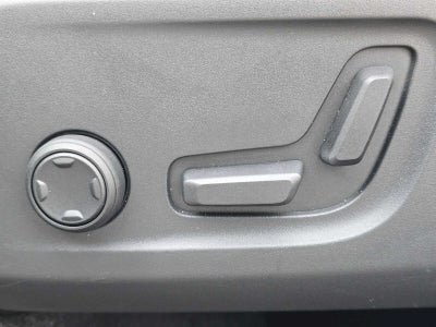 2026 Volvo XC40 Core