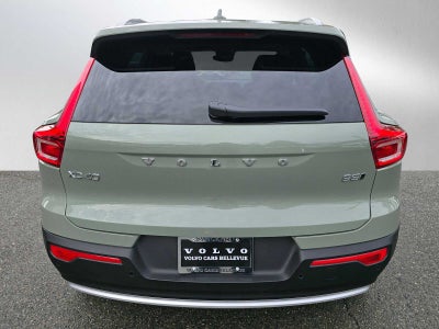 2025 Volvo XC40 Core Bright Theme