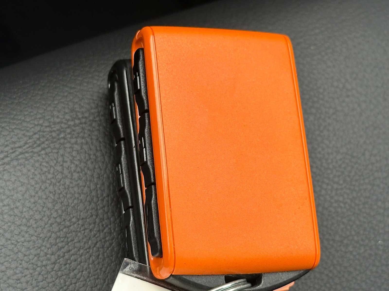 2025 Volvo XC40 Core Bright Theme