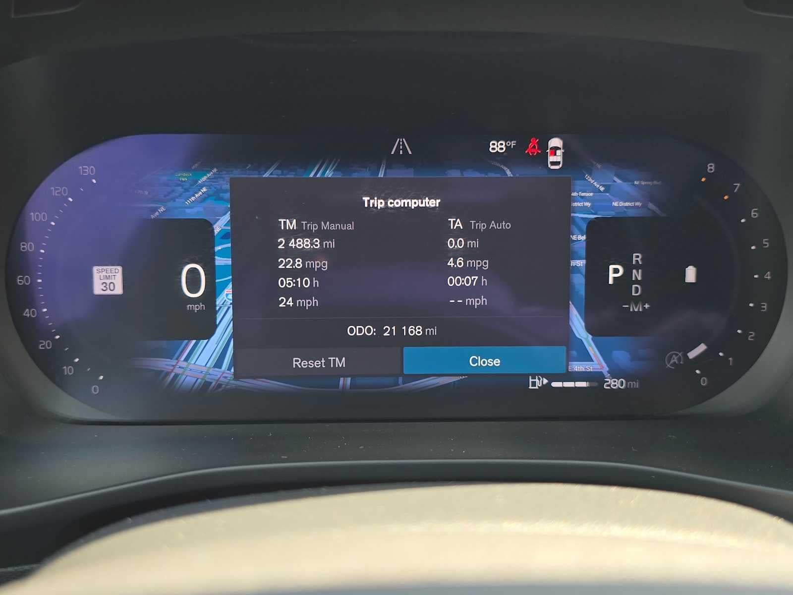 2024 Volvo XC40 Core Bright Theme