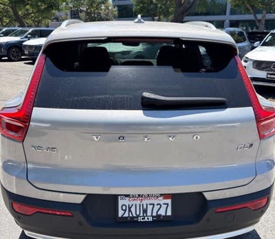 2024 Volvo XC40 Core Bright Theme